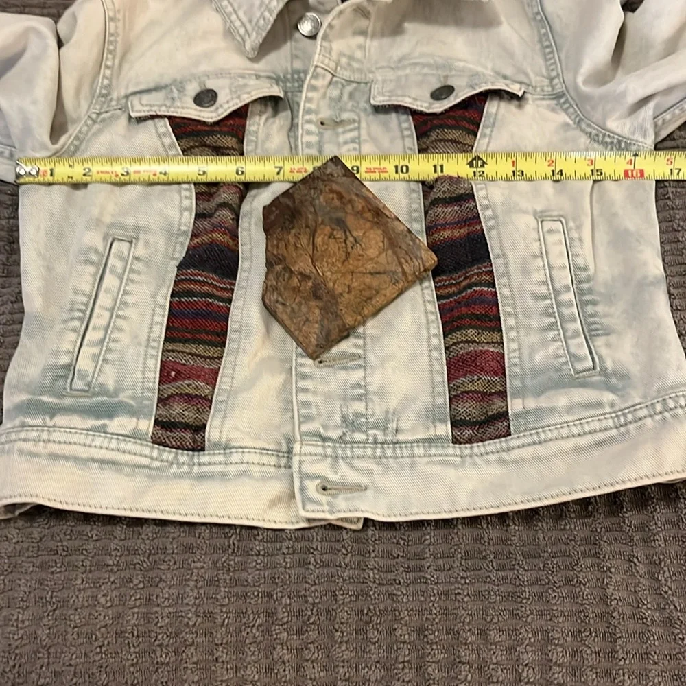 Free People Color-block Patchwork Boho Womans Cropped Denim Jean Jacket 2 - Picture 7 of 11